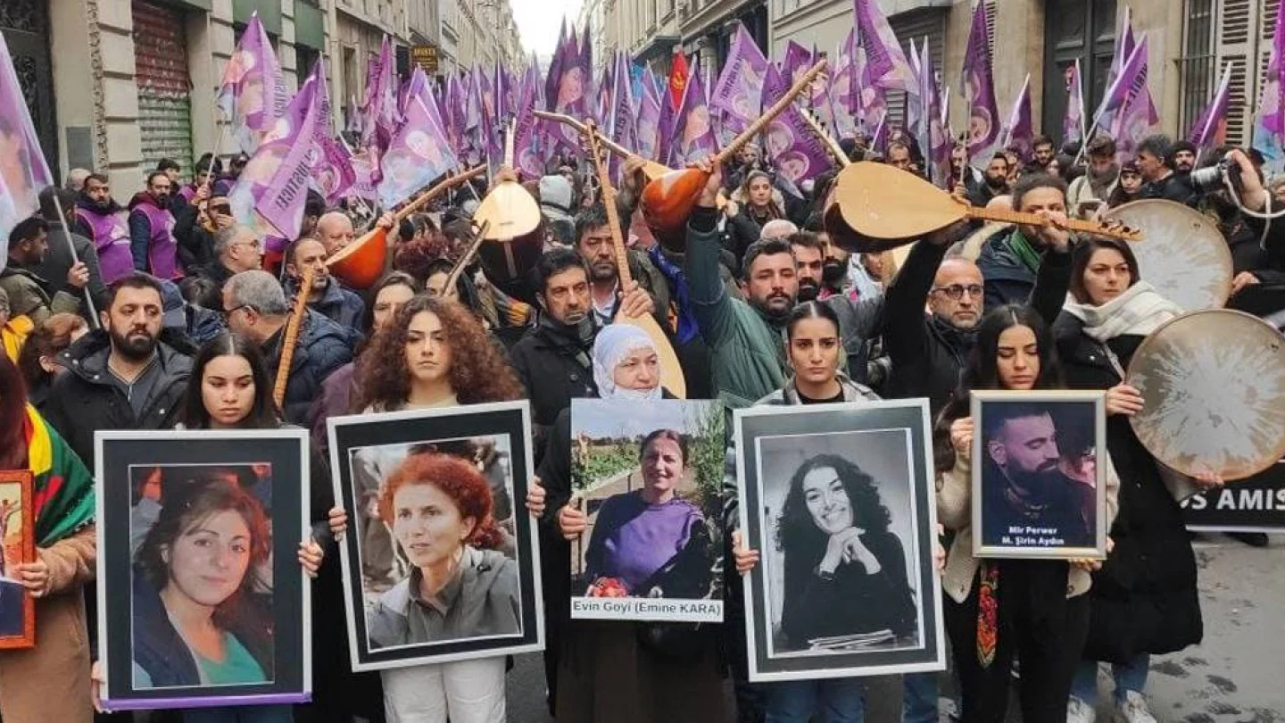 23 Aralık Paris Katliamı protesto yürüyüşü