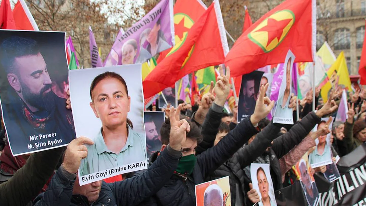 Paris katliamı protestoları