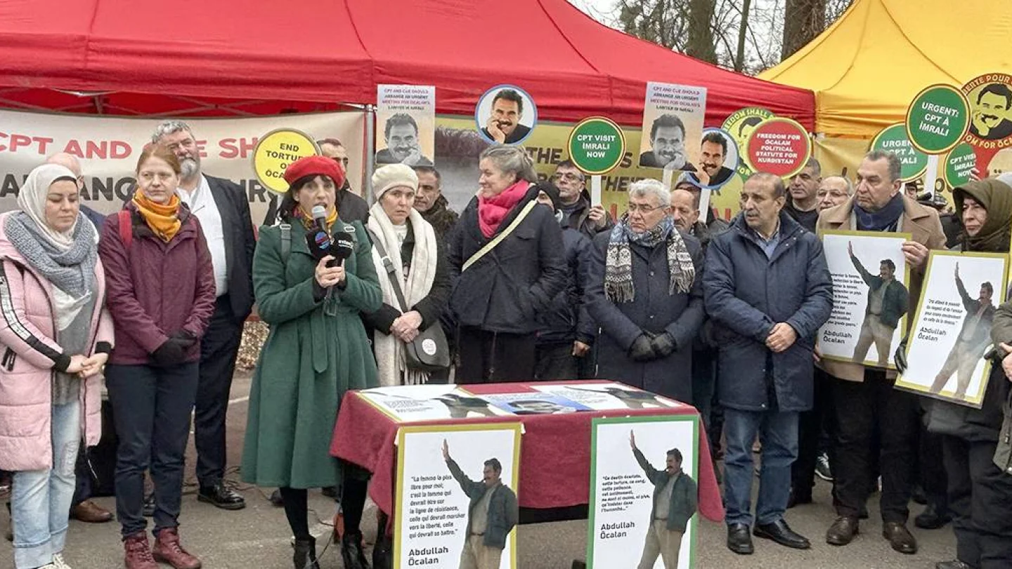 Üç günlük oturma eylemi