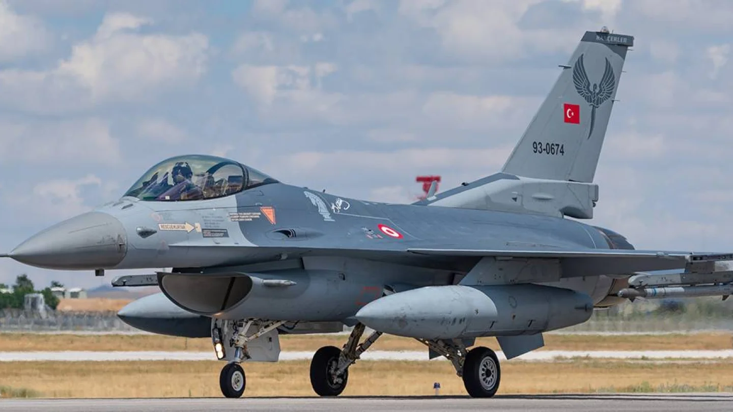 F-16