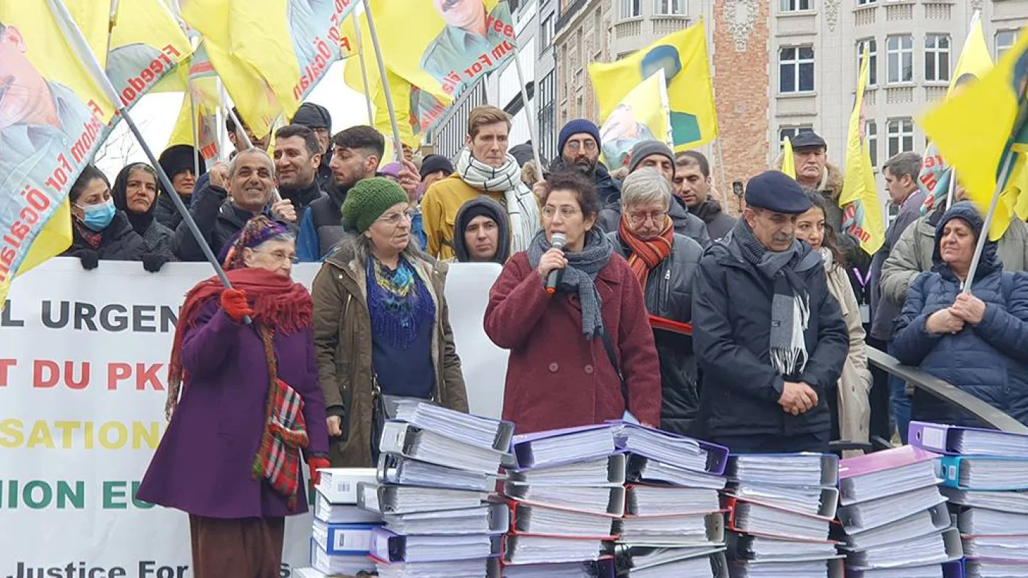 3 milyon imza Avrupa Birliği Komisyonu’na iletildi