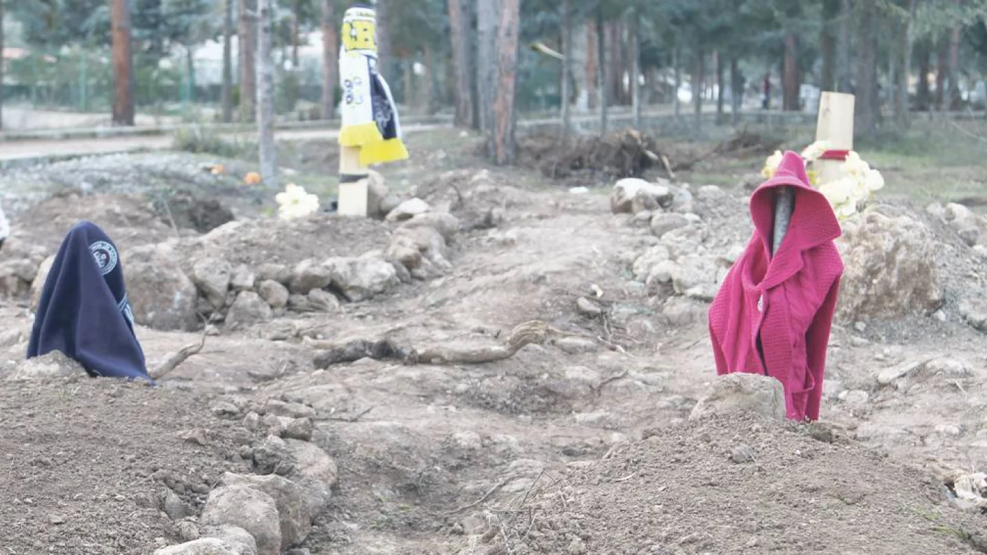 Kerküt Mahallesi'ndeki çocuk mezarları