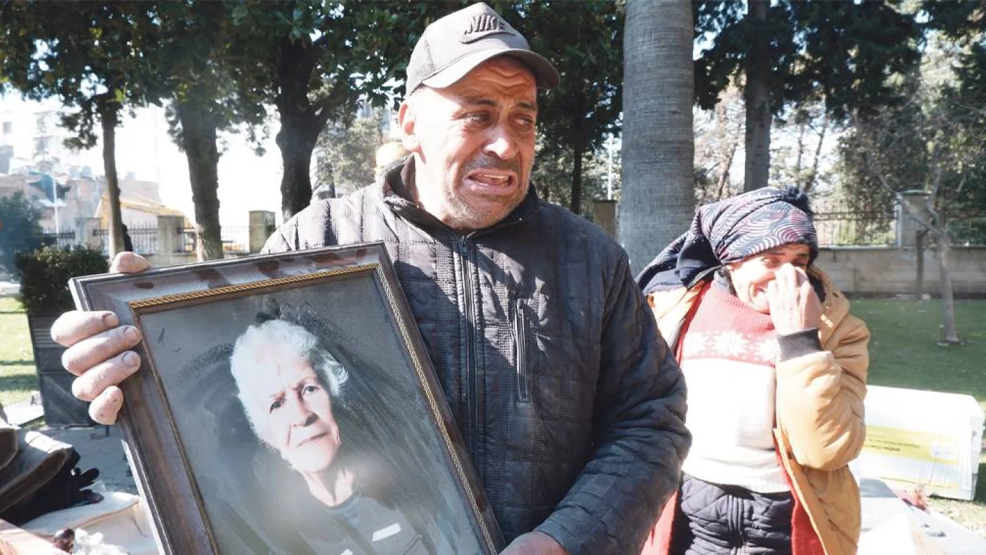 Mithat Aşur ve annesinin fotoğrafı