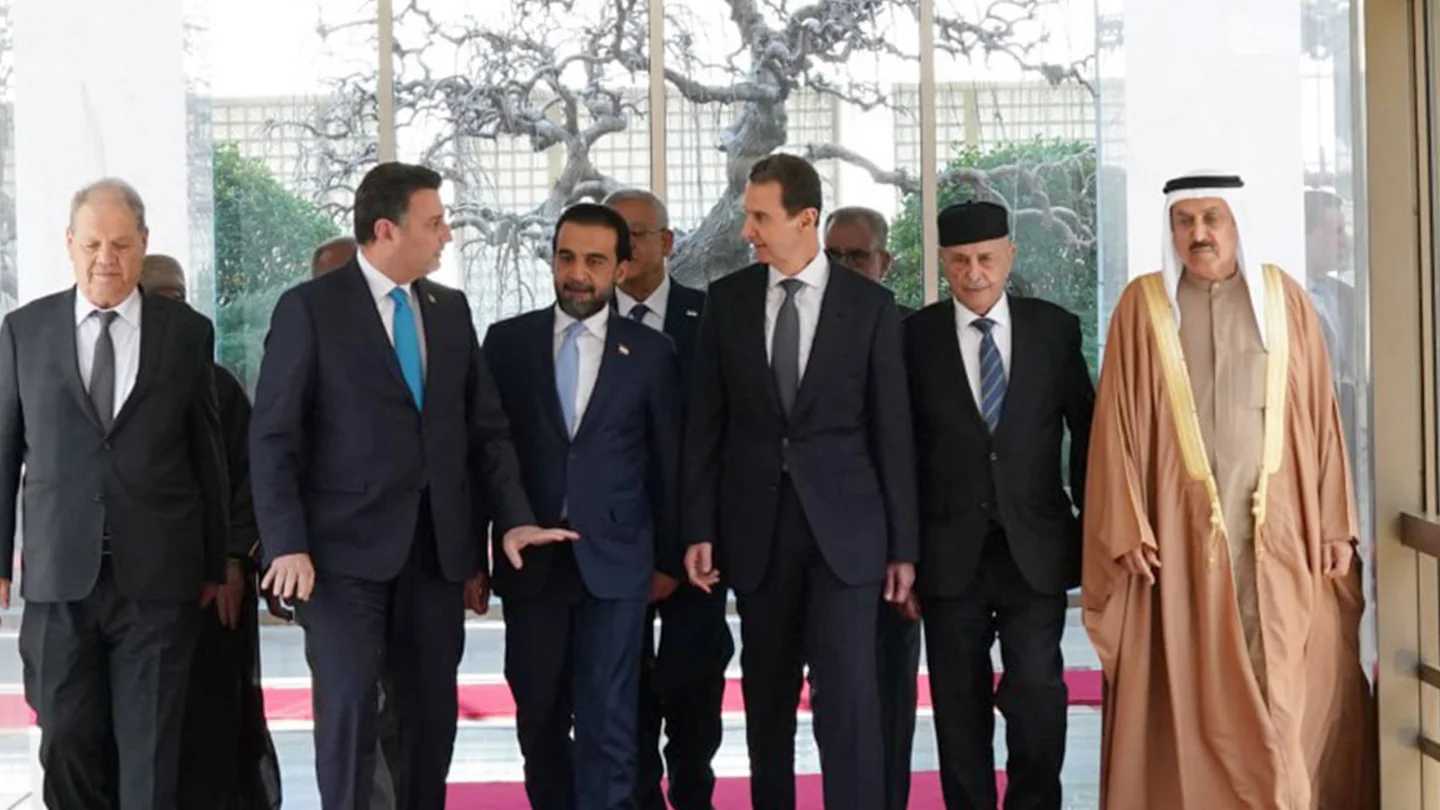 Arap parlamenterlerden oluşan heyet