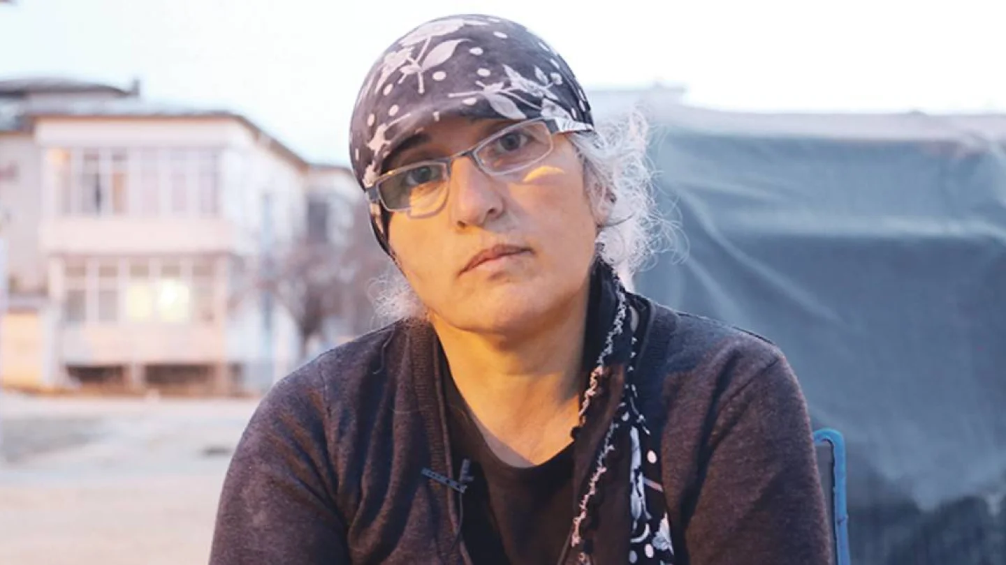 Depremzede Elif Öztürk