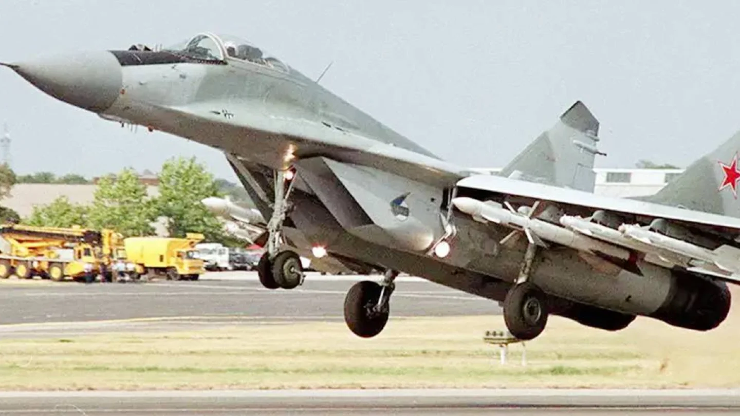 Sovyet MIG-29 savaş uçağı
