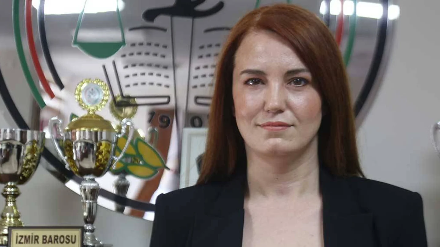 İzmir Barosu Seçim Güvenliği ve Koordinasyon Masası'ndan sorumlu Gamze Şimşek