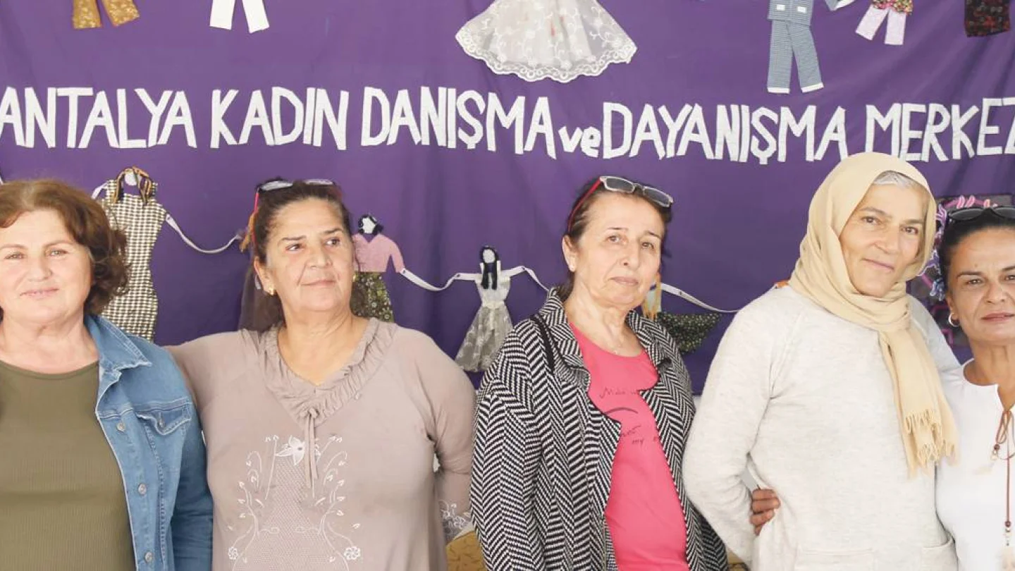 Ev işçisi kadınlar/Antalya
