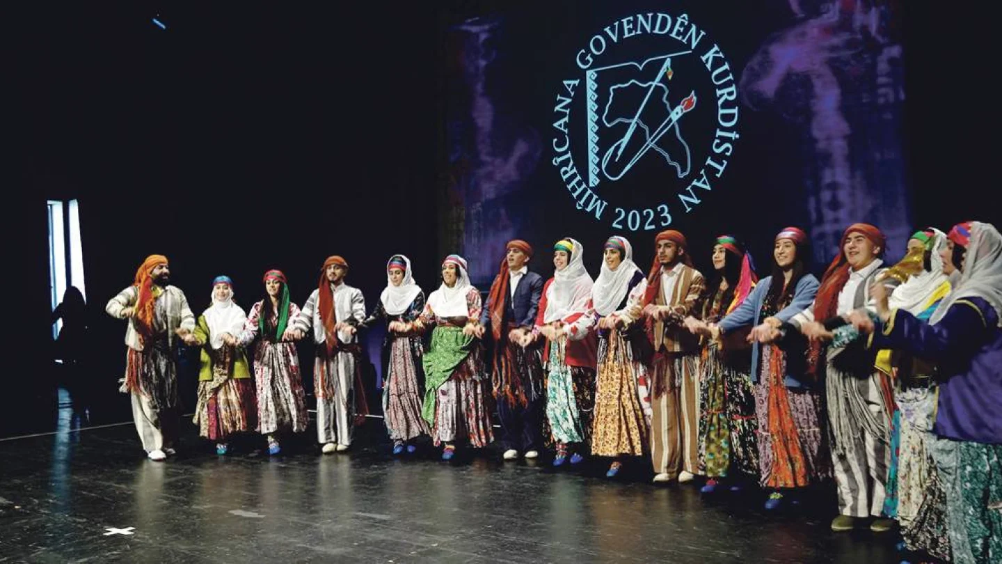 34. Mîhrîcana Govendên Kurdistan