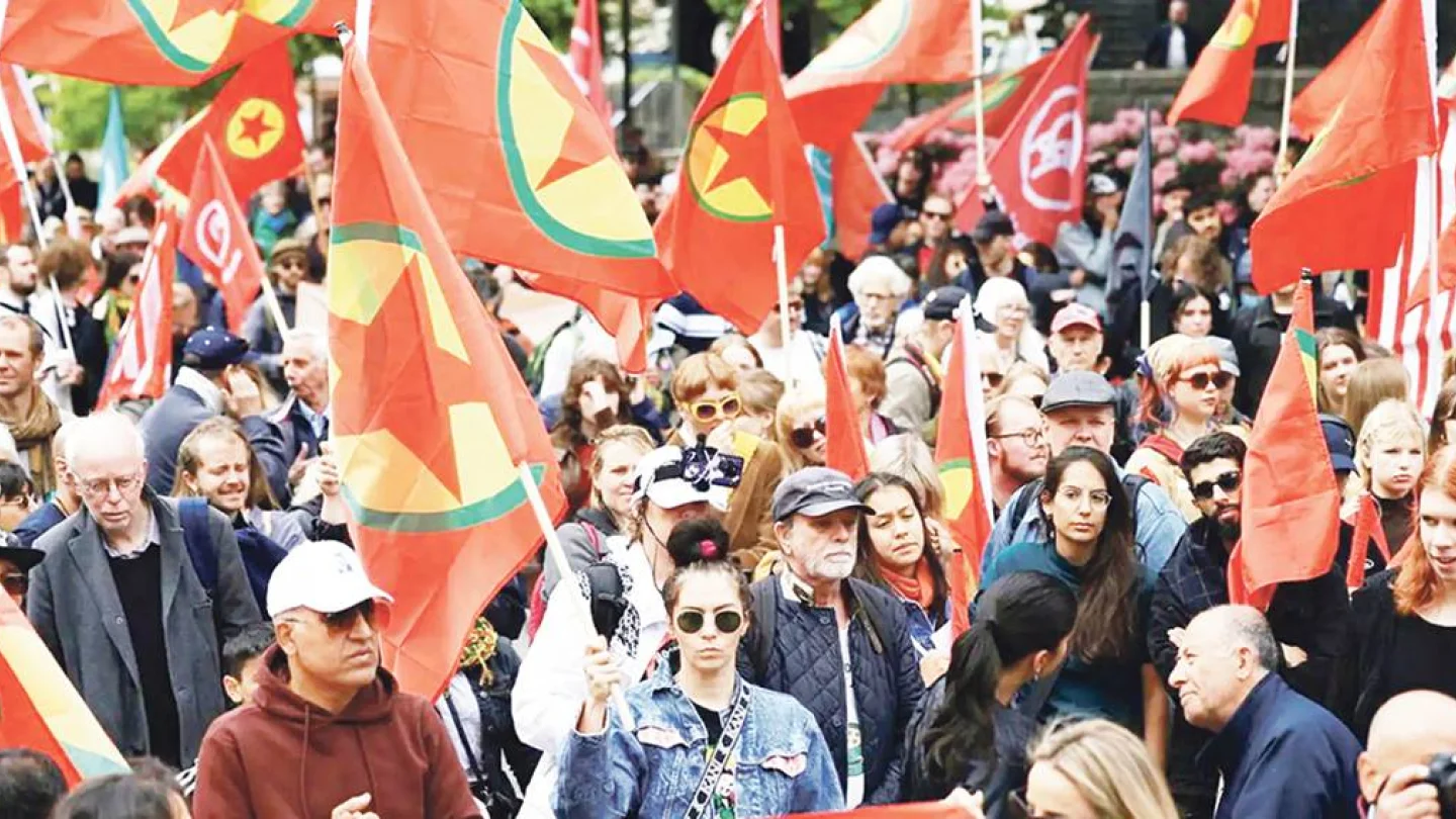 Stockholm'de NATO ve Erdoan karşıtı yürüyüş