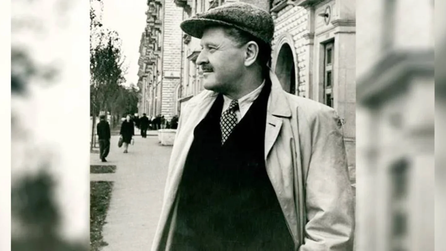 Nazım Hikmet