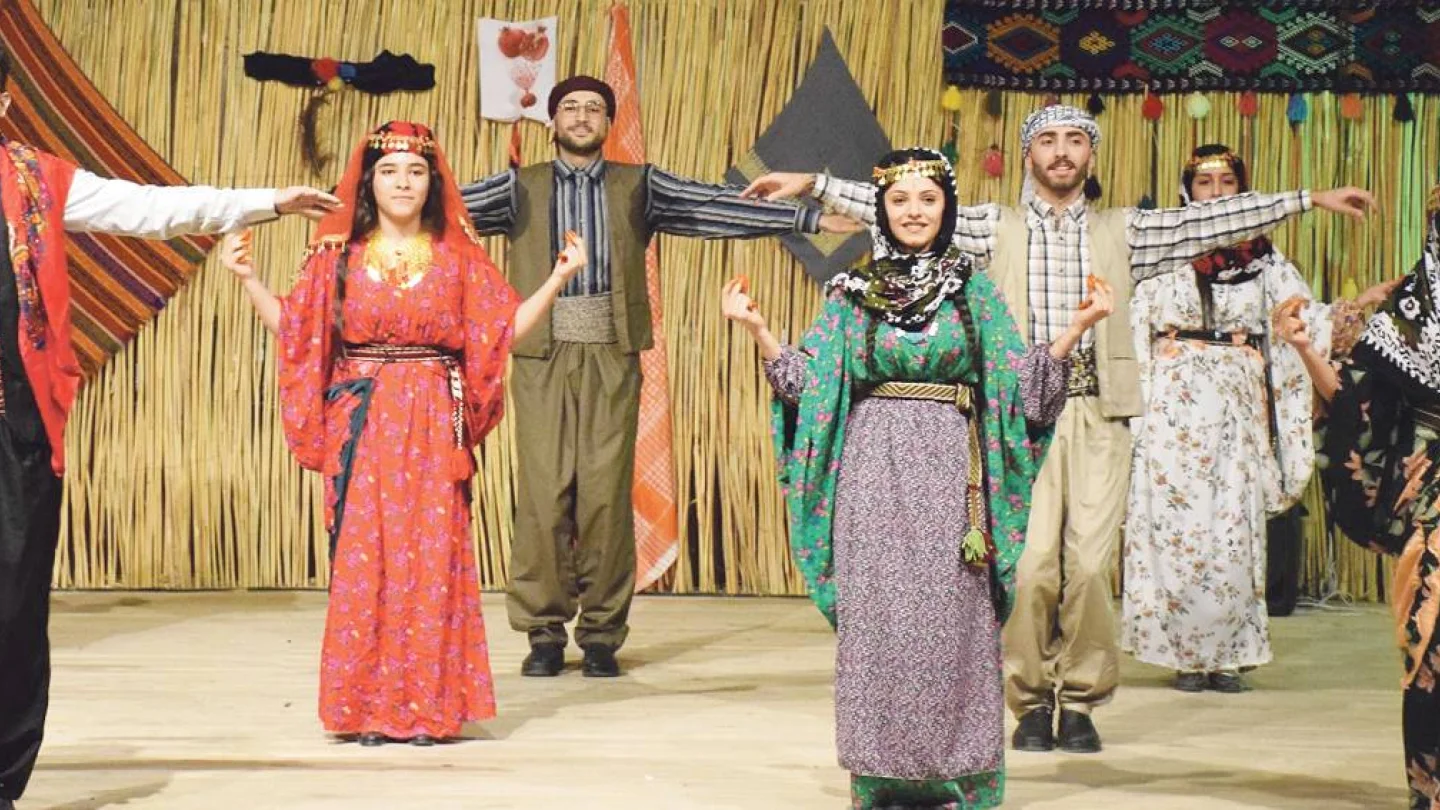 Arap Halk Oyunu grupları