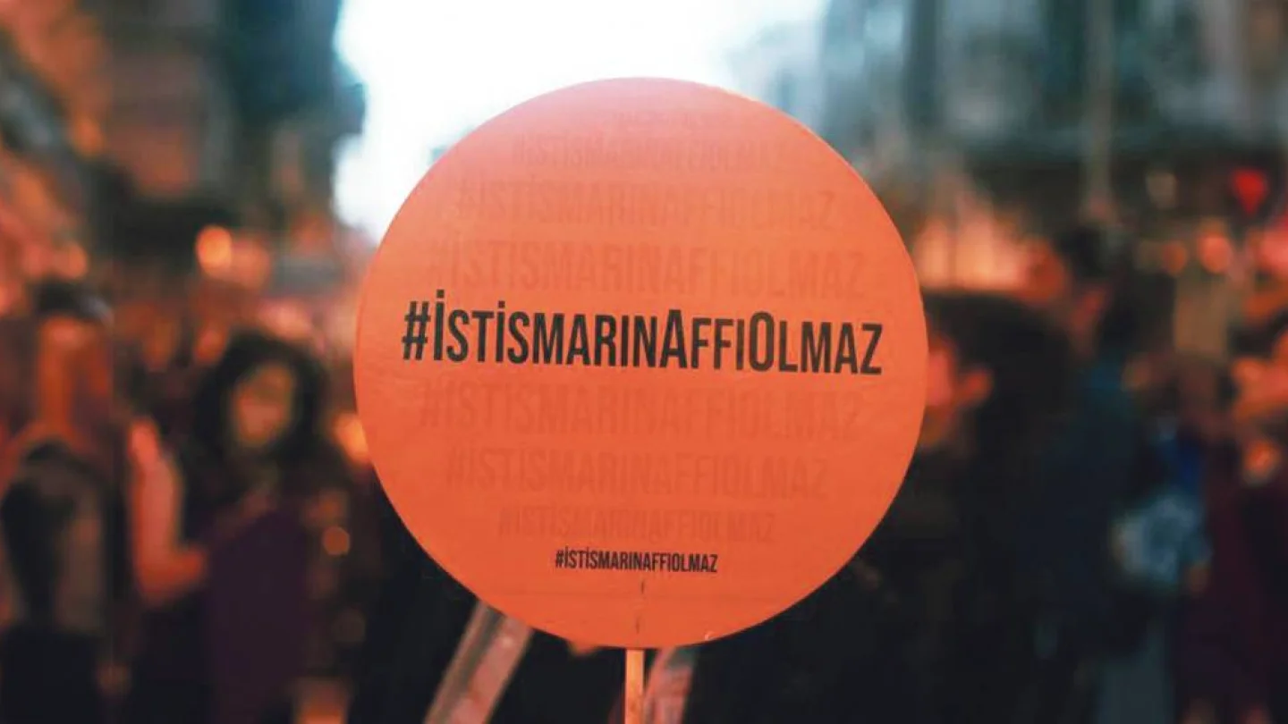 Çocuk istismarı