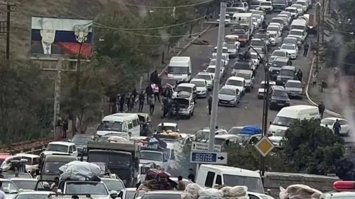 Karabağ'dan göç devam ediyor