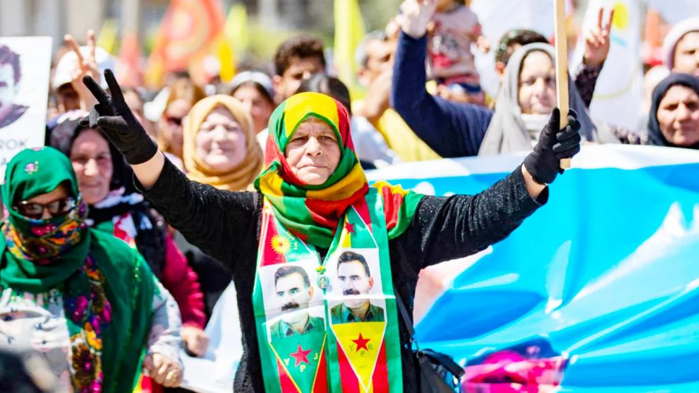 Kürt halkı eylemde. Foto: Delil Souleiman AFP