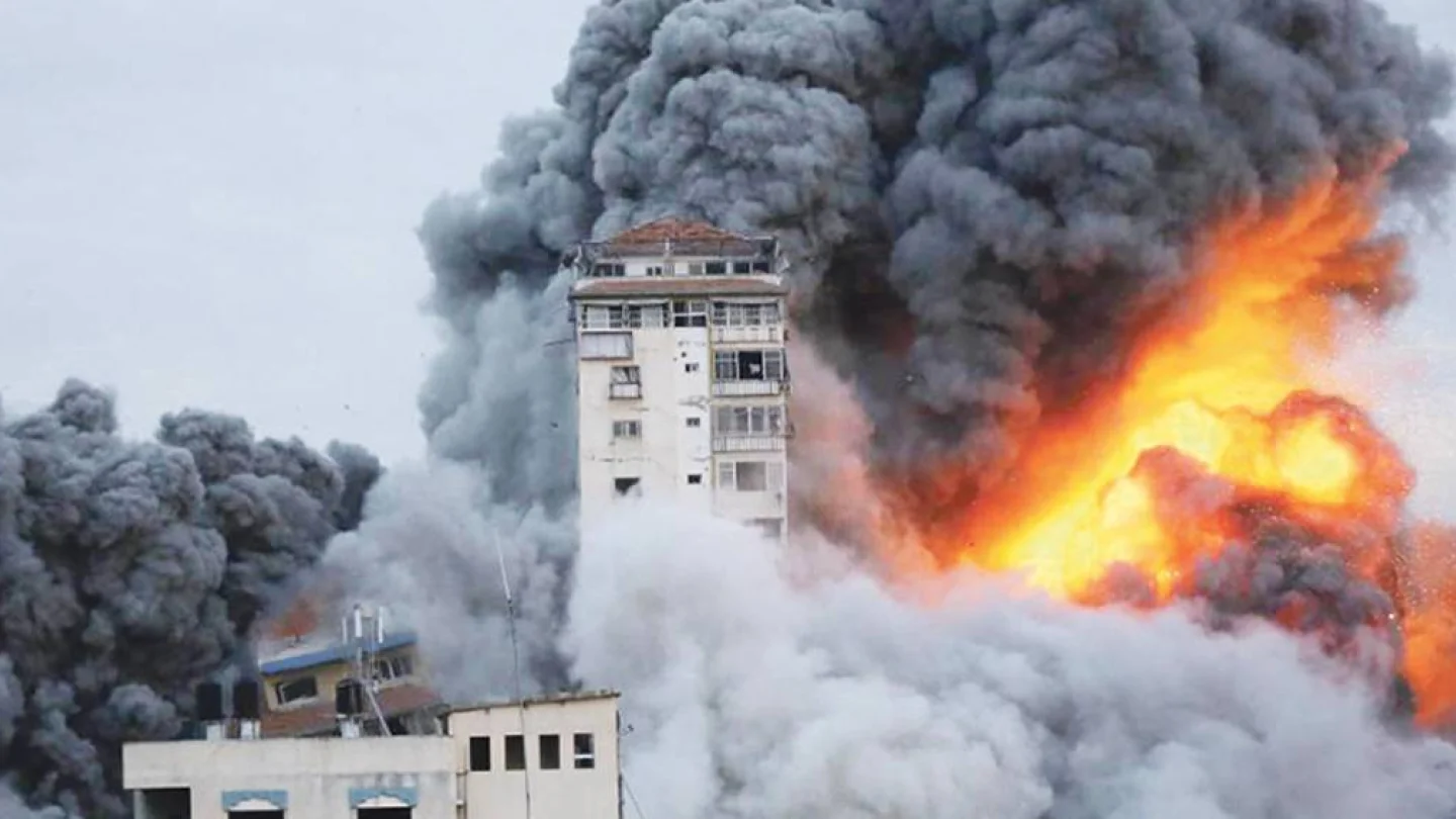 Gazze'ye İsrail hava saldırısı Foto: AFP