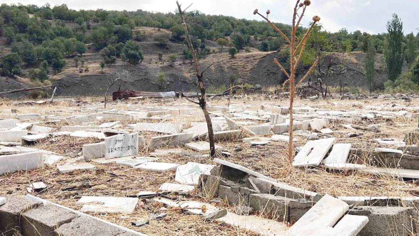 Tahrip edilen mezarlık / Şırnak-Besta