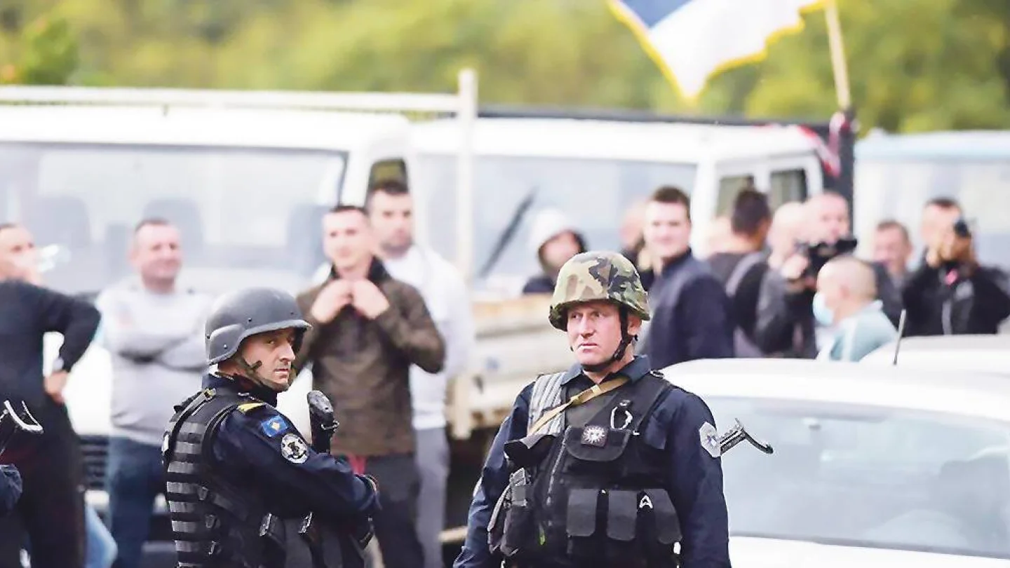 Sırbistan polisi göçmen operasyonu