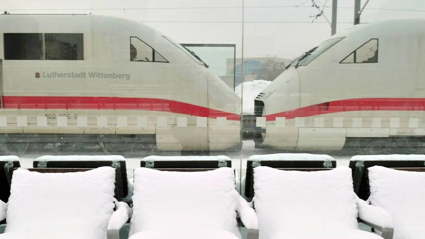Münih'te tren seferleri durdu FOTO: AFP