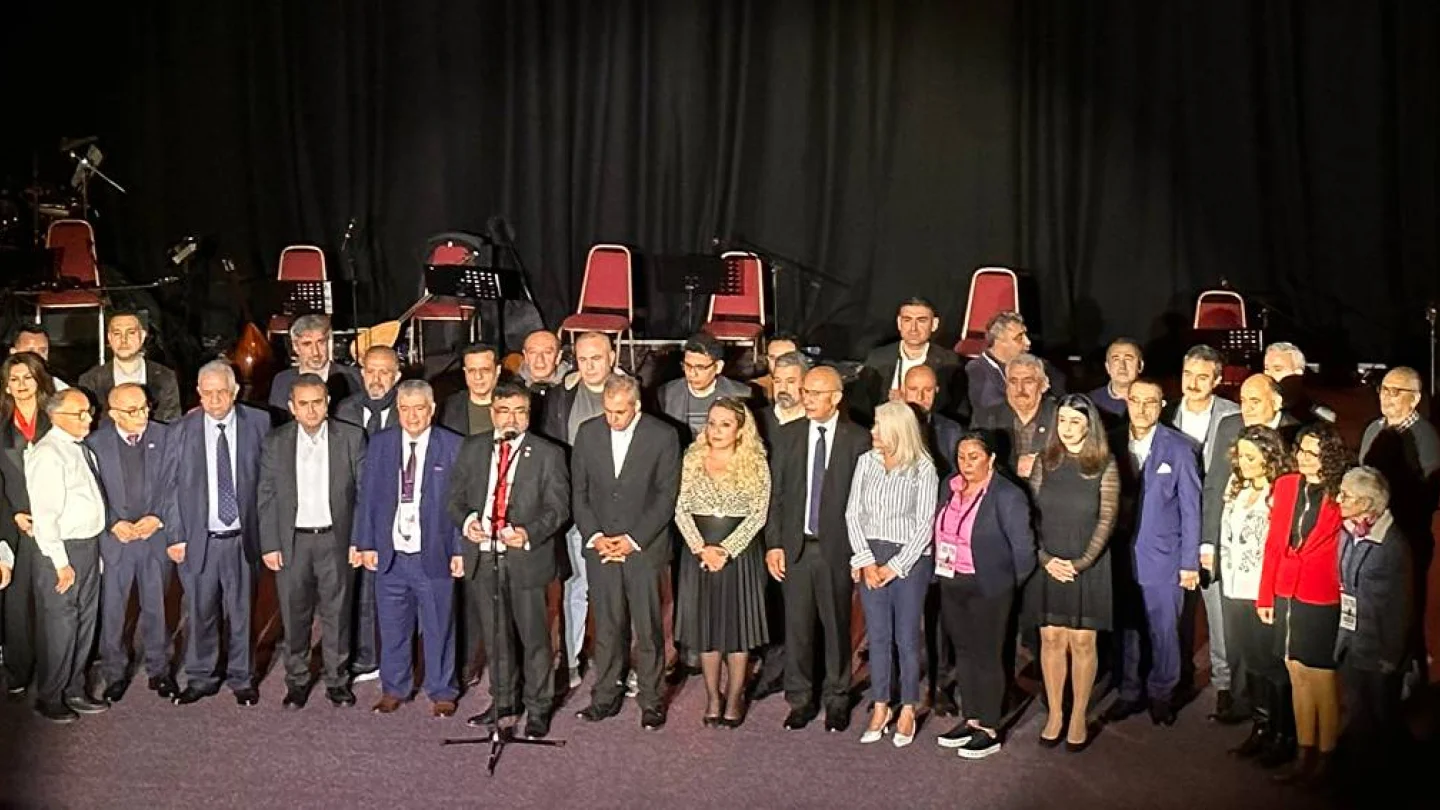 İngiltere Alevi Kültür Merkezi ve Cemevi (İAKM) 30. yıl kutlaması