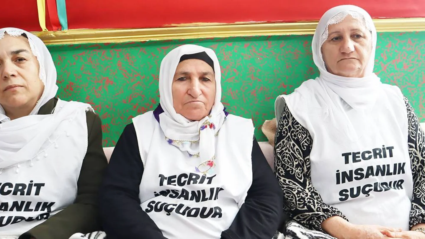 Kumru Akgül, Cemile Çiftçi, Fincê Akman