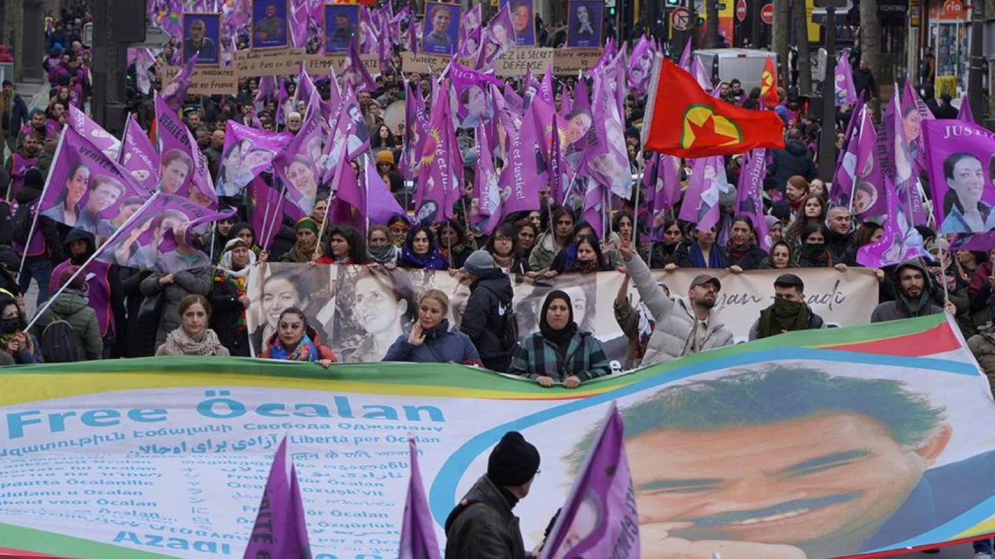 Paris katliamlarının kınama yürüyüşü / Foto: Deniz BABİR