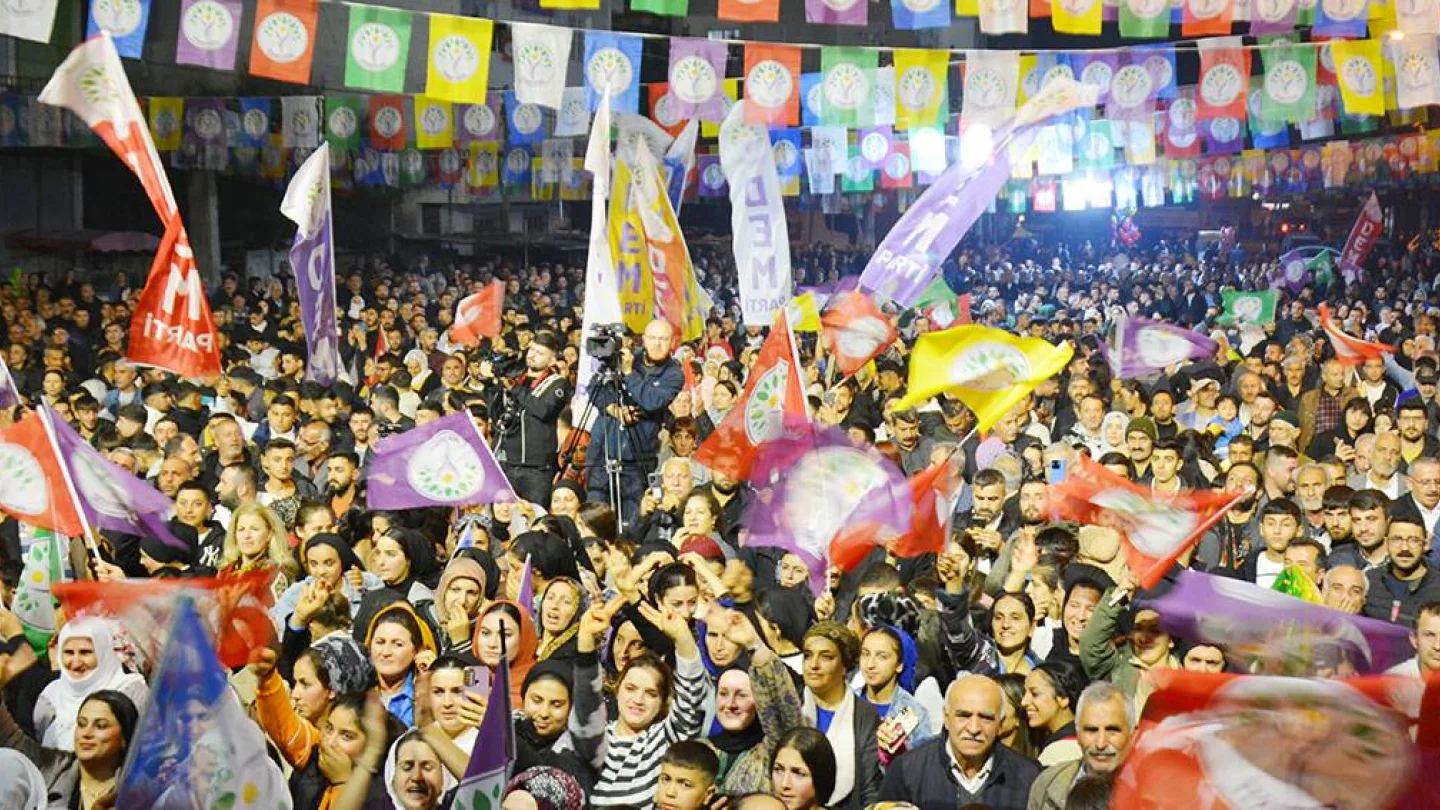 DEM Parti