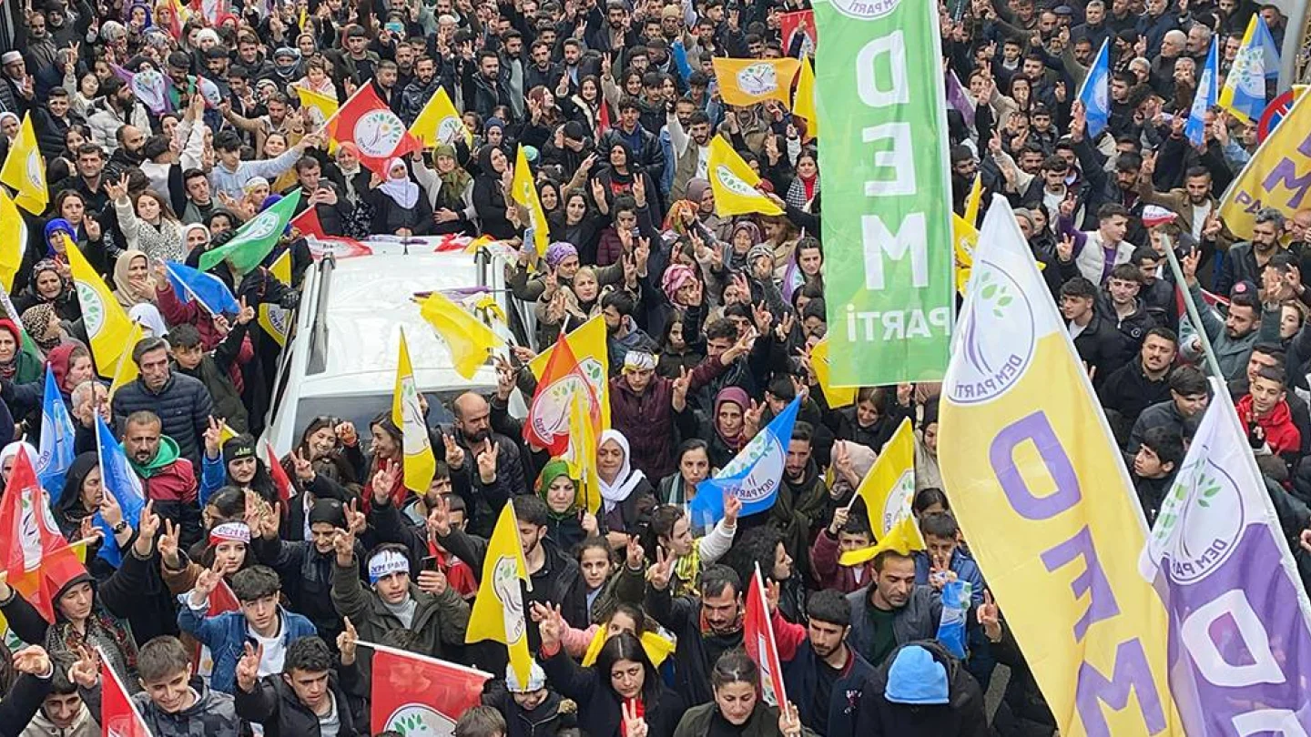 DEM Parti