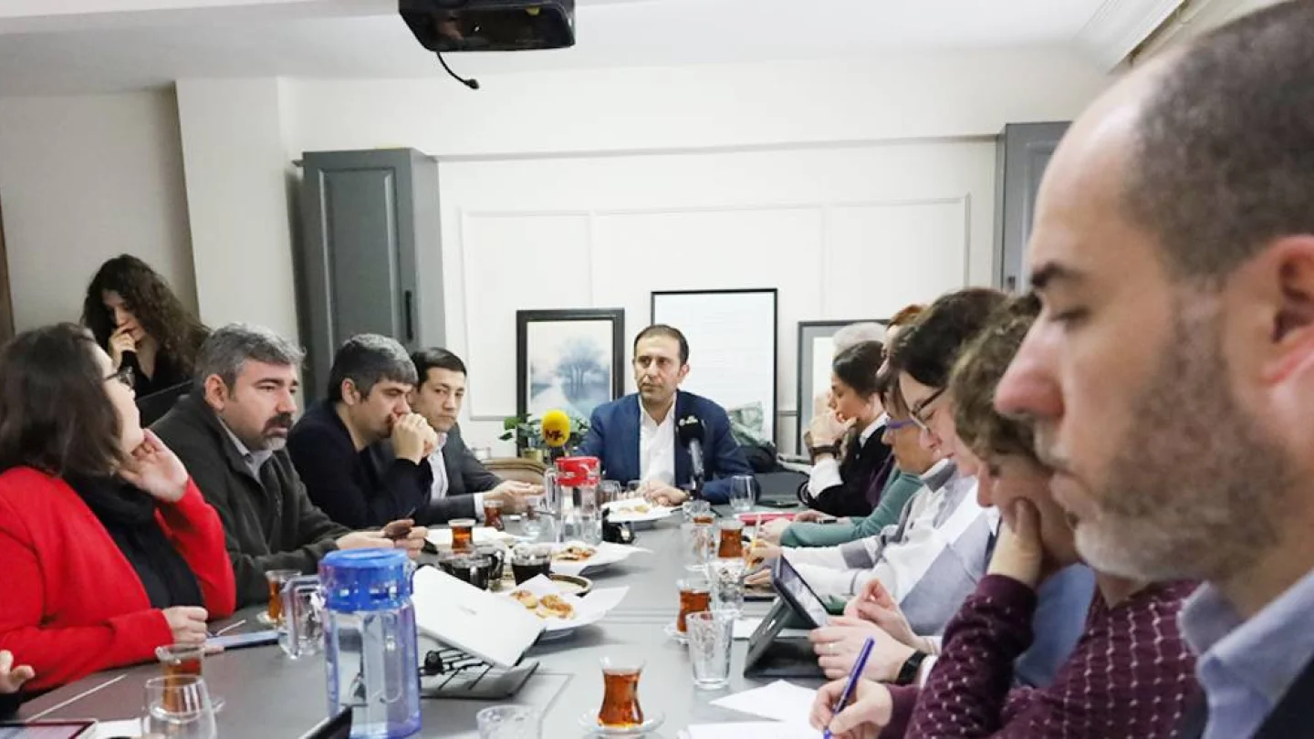 “Kürt Sorununa Çözüm ve Tecrit’e Karşı Uluslararası Delegasyon" heyeti