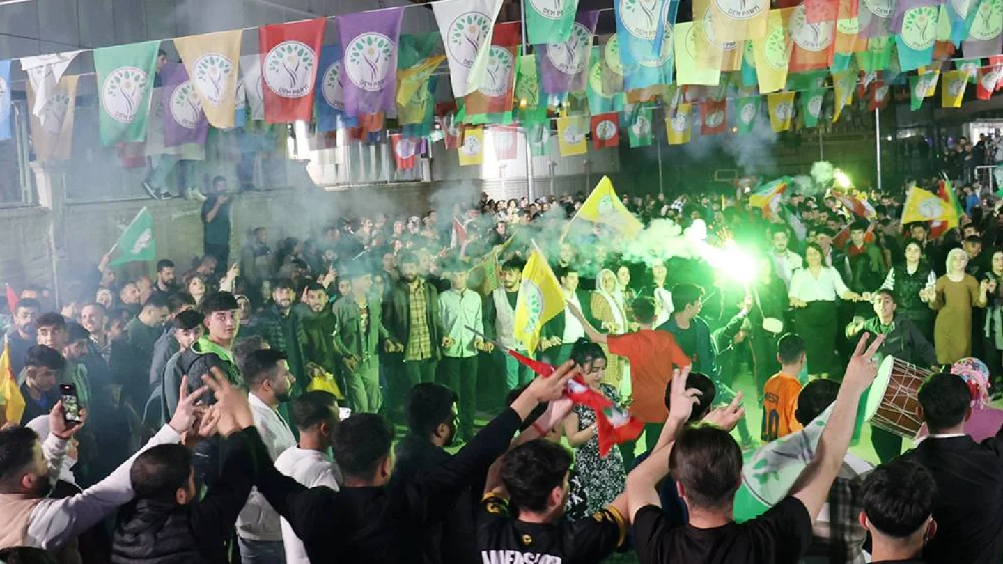 DEM Parti/foto:Medine MAMEDOĞLU