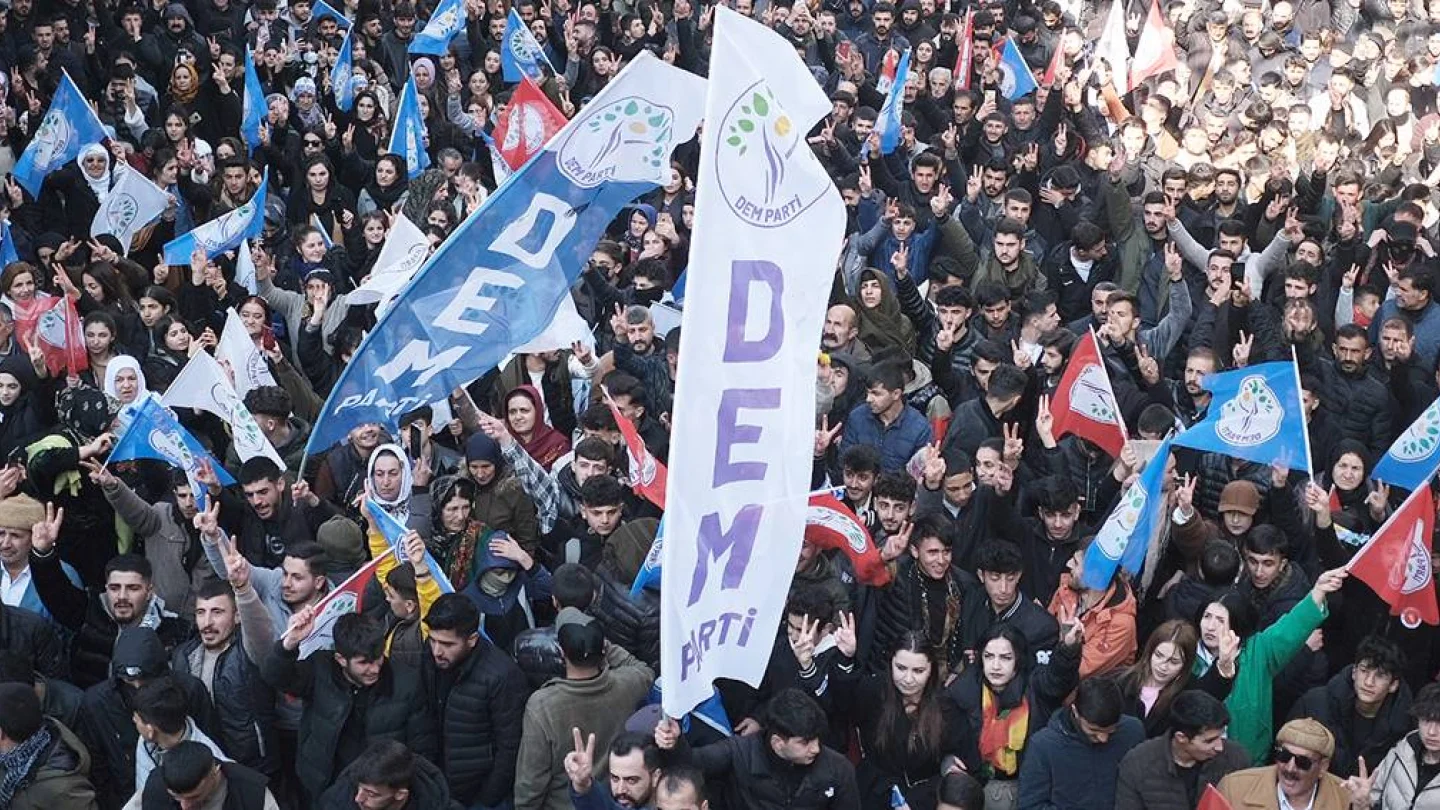 DEM Parti