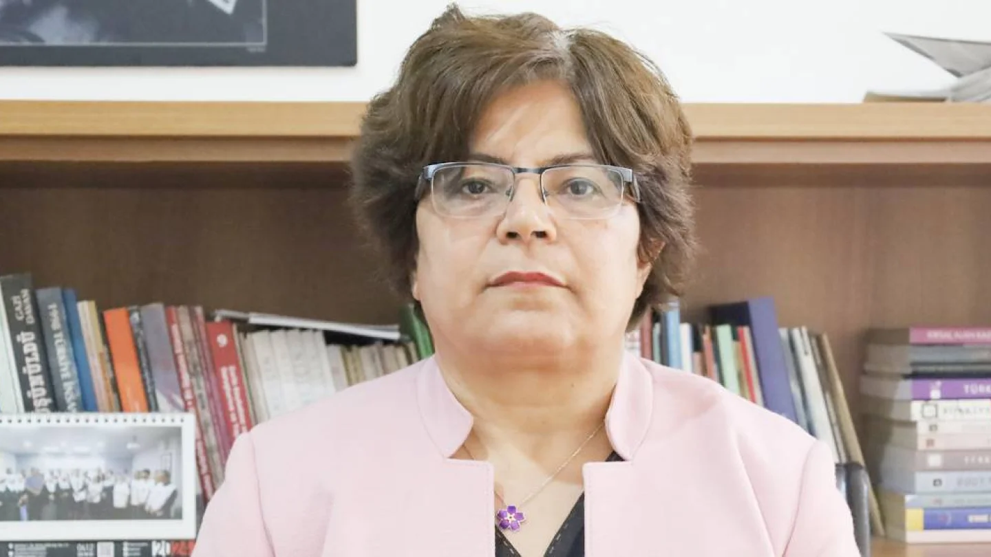 Nuray Çevirmen