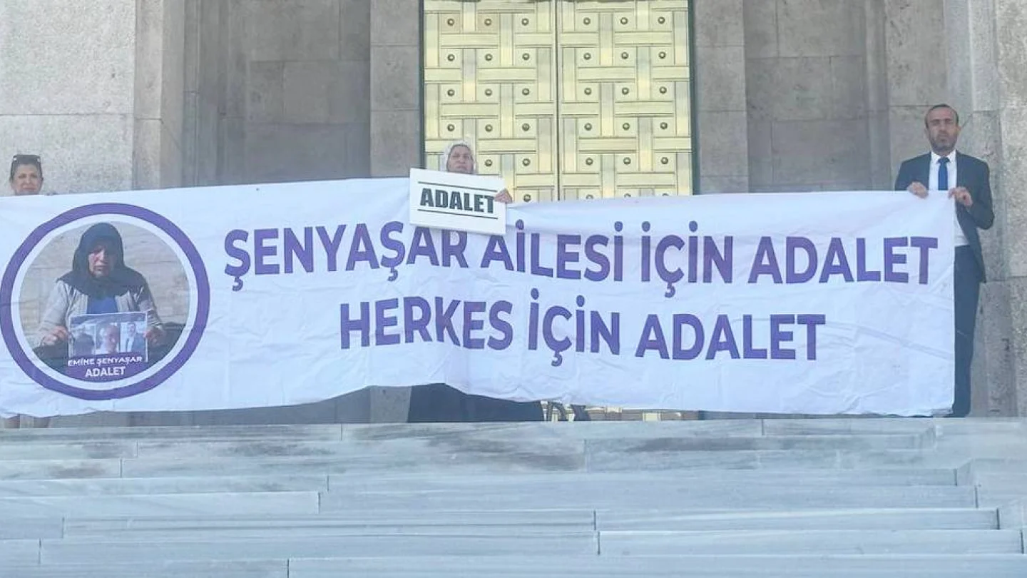Şenyaşar Ailesi