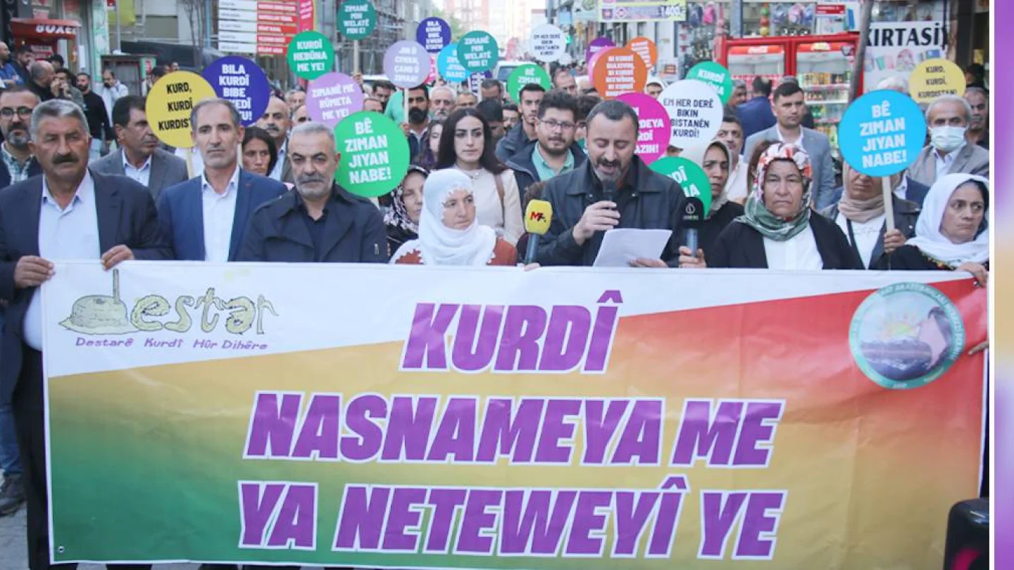 Ana dil eylem