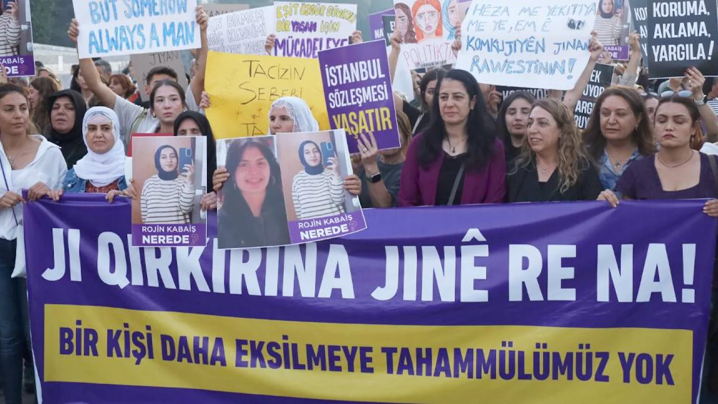 Rojin Kabaiş için eylem