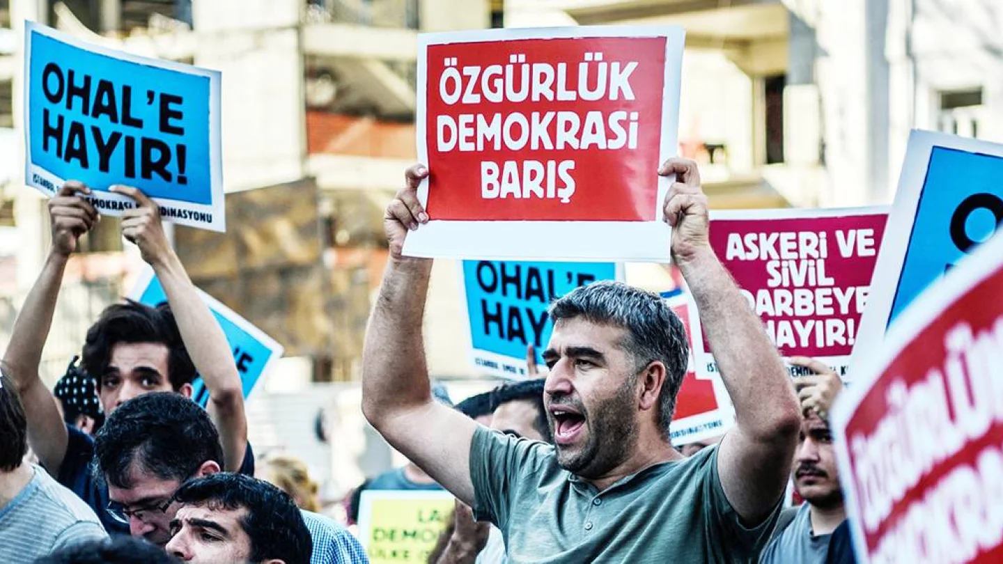 Özgürlük ve demokrasi-foto:AFP