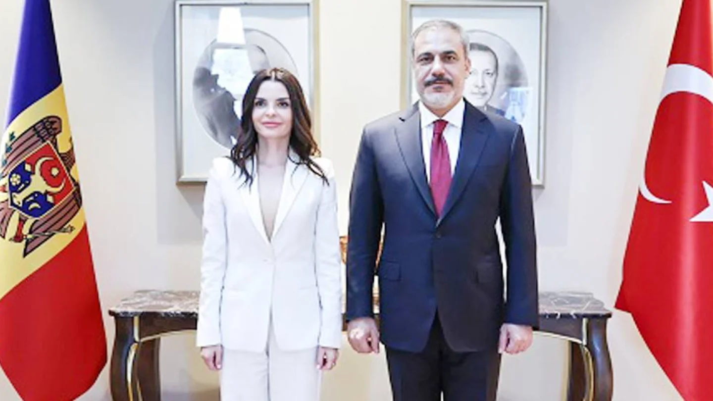  Evghenia Gutul ve Hakan Fidan