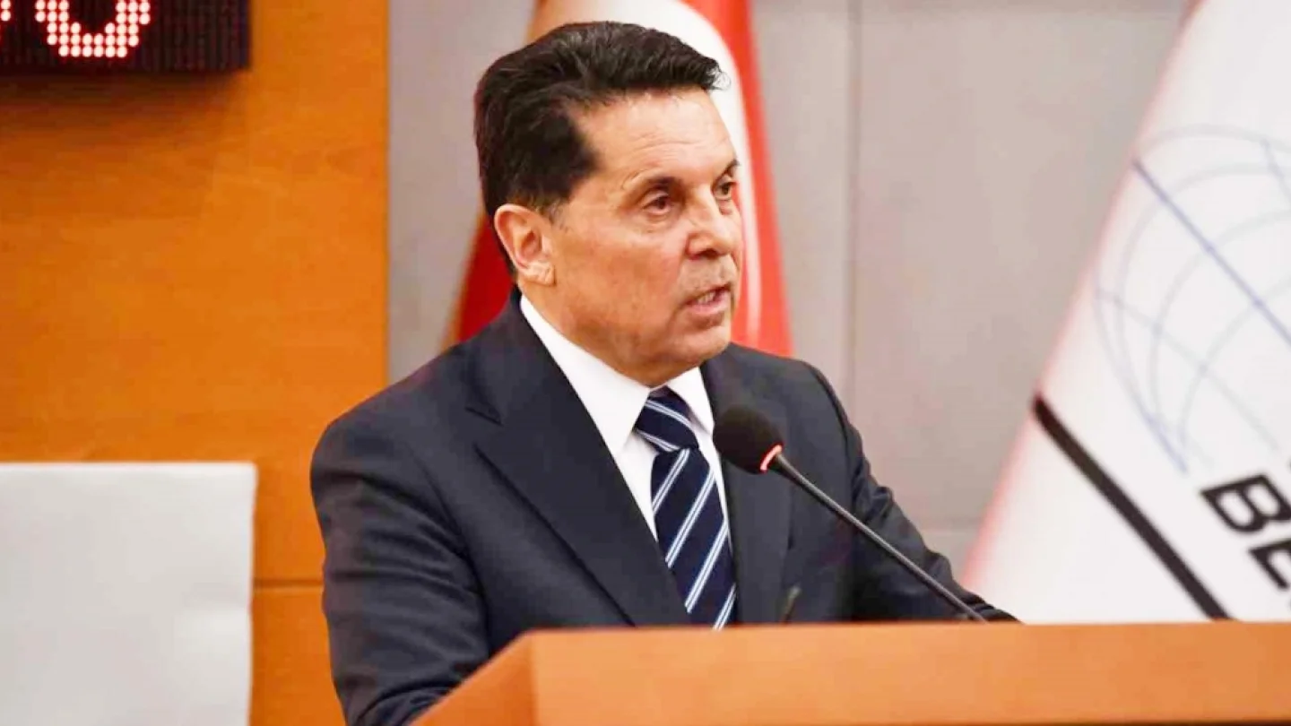 Ahmet Özer