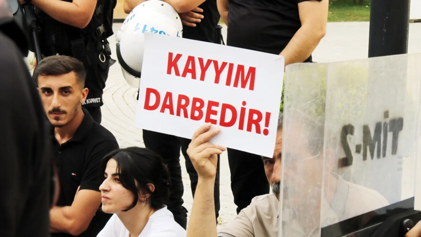 Kayyum darbesi