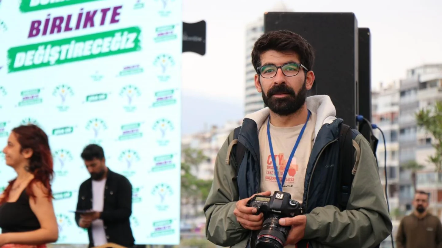 Delal Akyüz