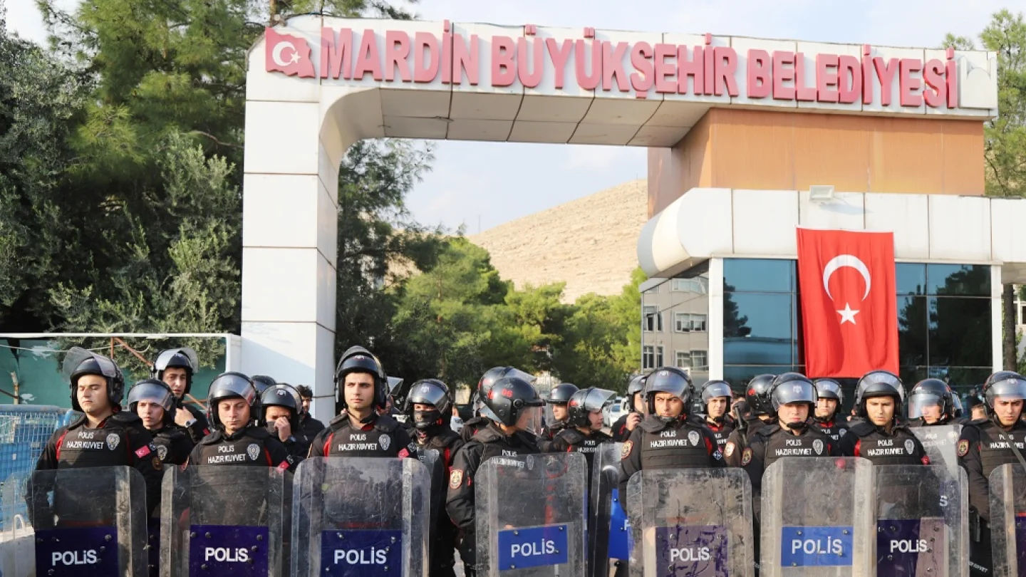 Mardin Belediyesi kayyum