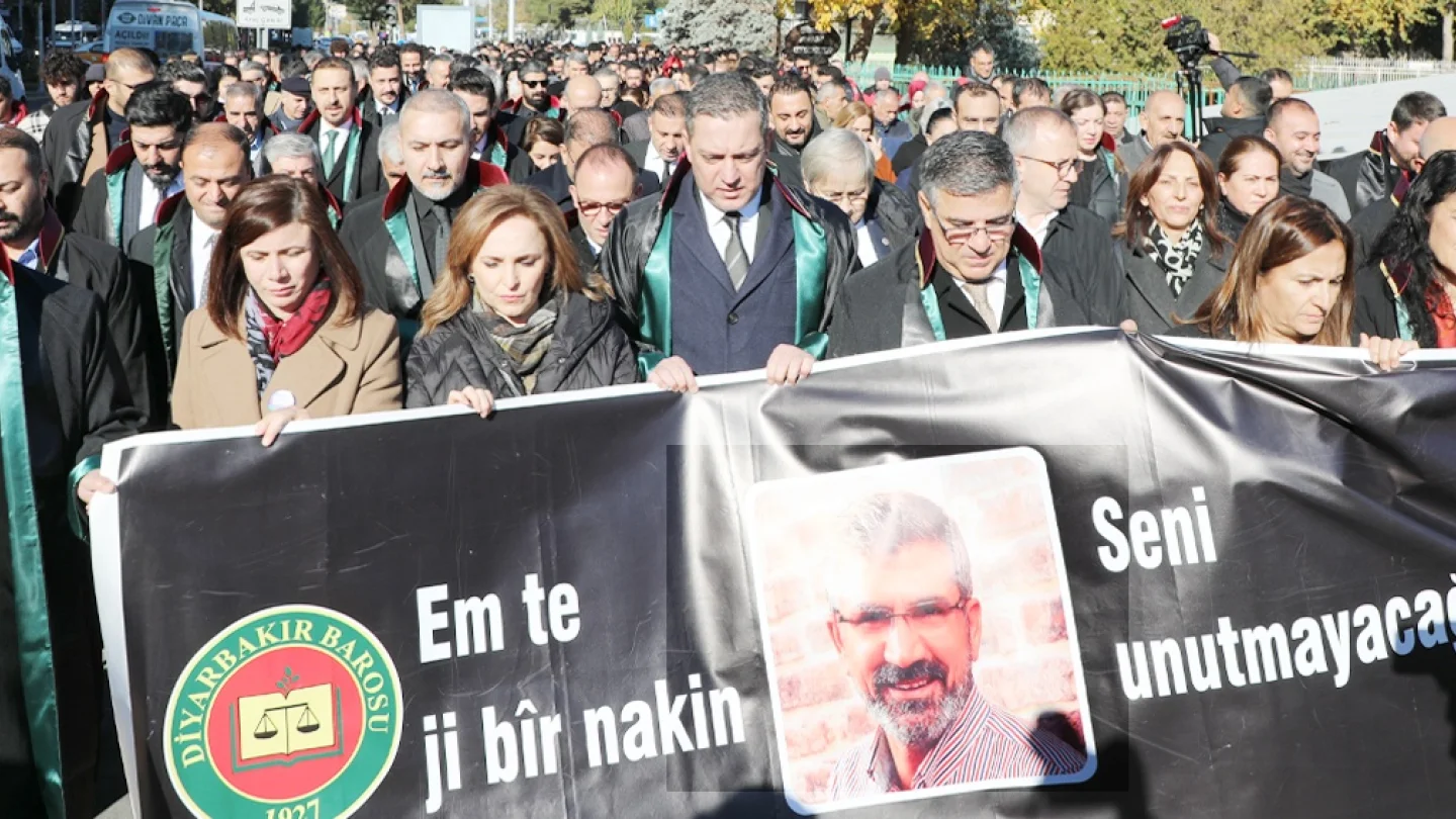Tahir Elçi anma