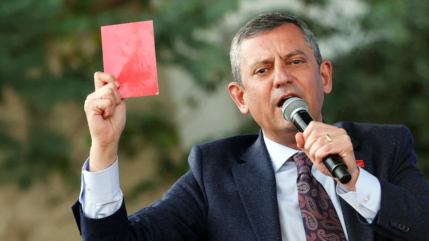 Özgür Özel
