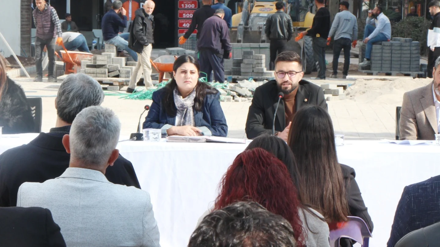 Cizîr Belediyesi meclis toplantısı