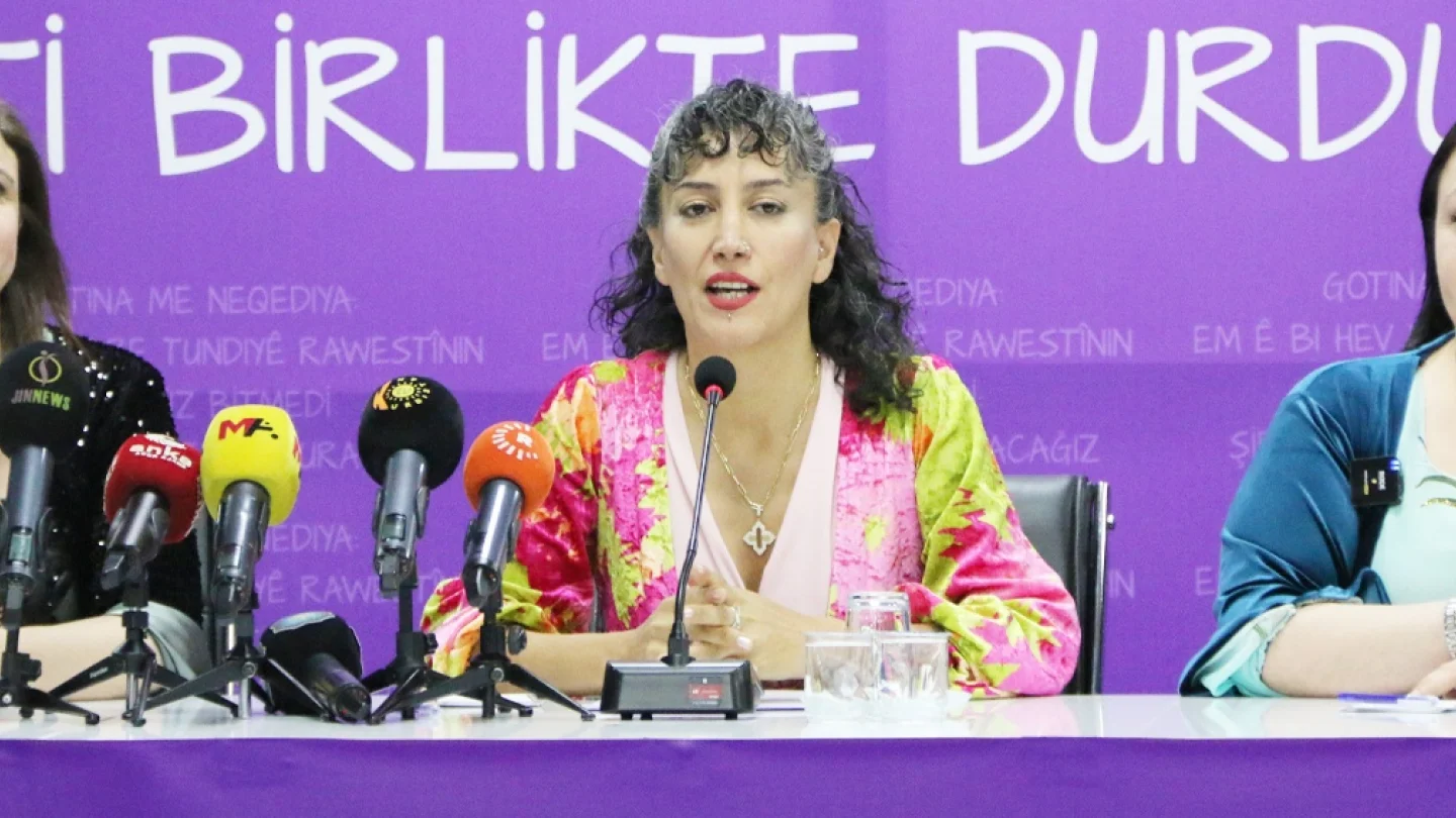 DEM Partili kadın belediye eşbaşkanları