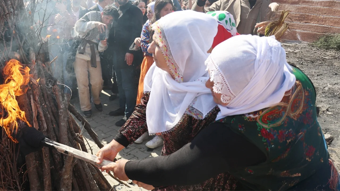 Newroz ateşi, Lice