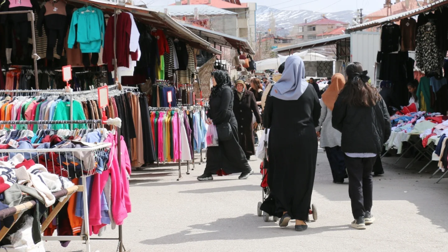 Semt pazarı
