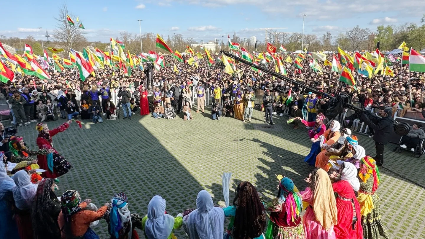 Frankfurt Newroz / foto: Erkan GÜLBAHÇE