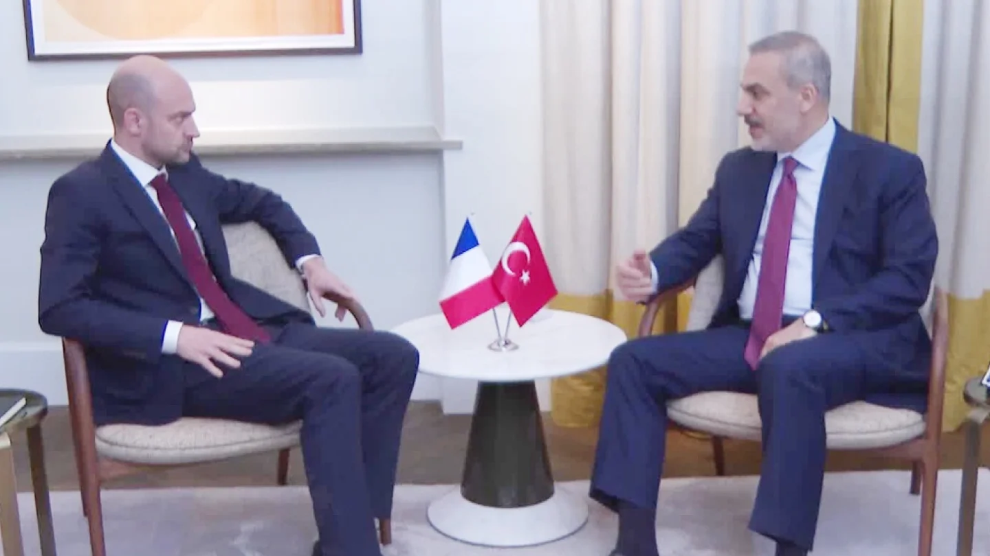 Jean-Noel Barrot ve Hakan Fidan