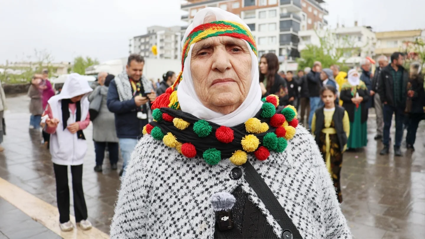 Hediye Yıldız (76)